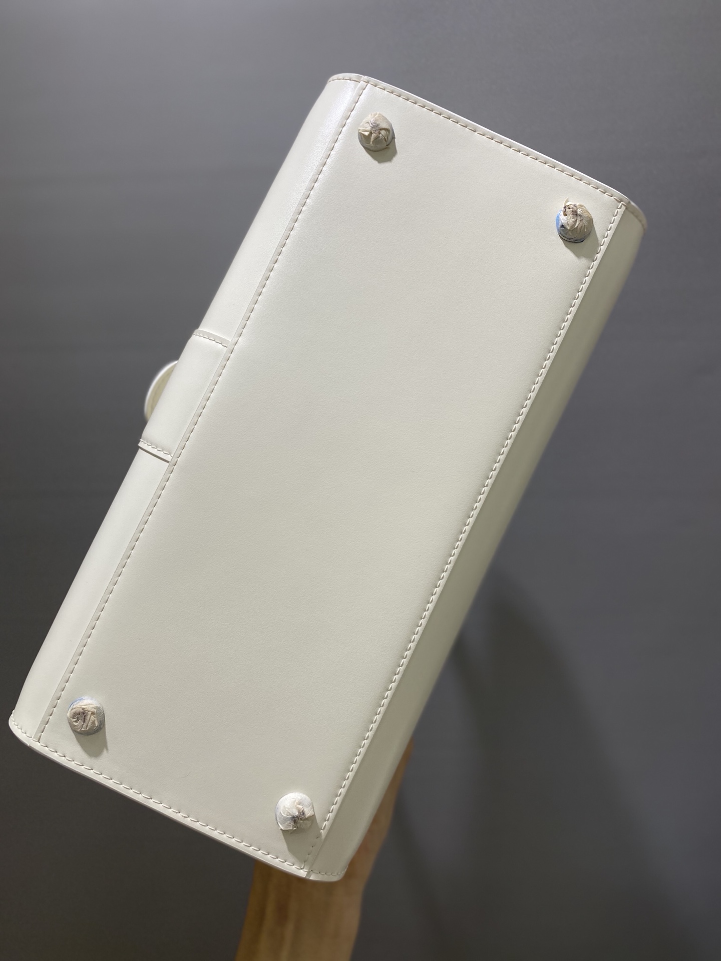 델보 브리앙 박스백 미듐